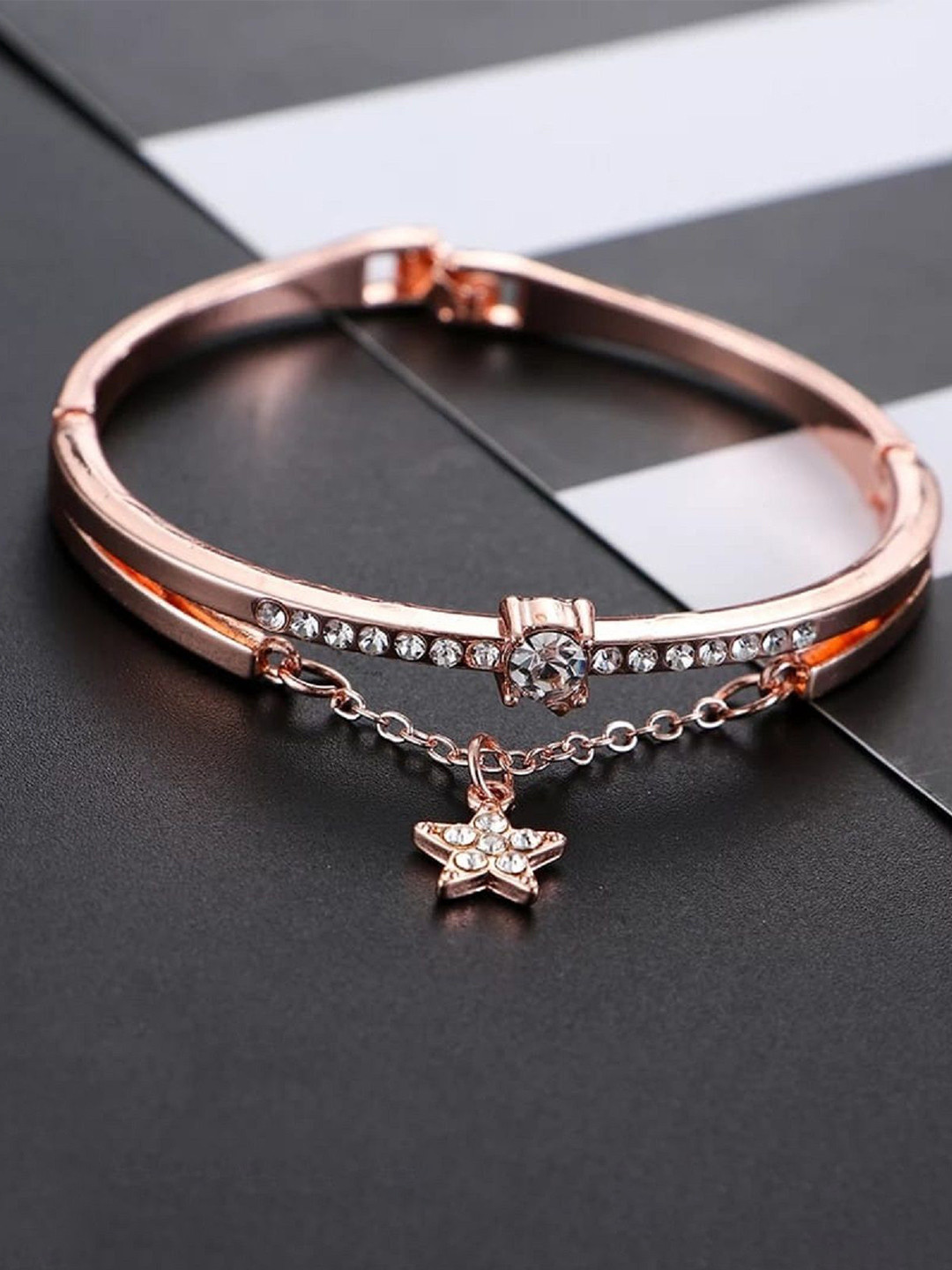 WATCHSTAR Rose Gold-Plated Emerald Studded Armlet Bracelet