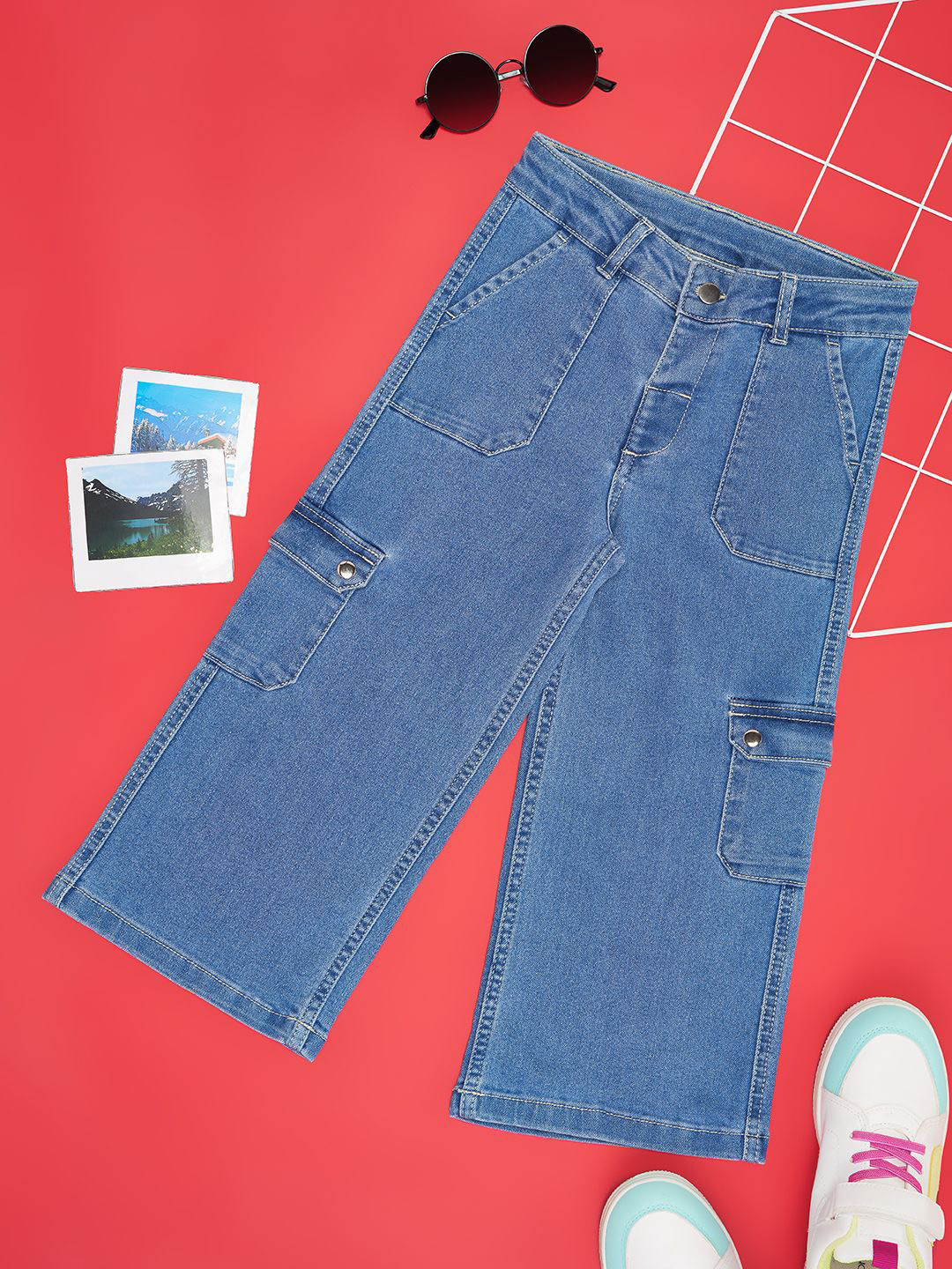 Pantaloons Junior Girls Cropped Straight Fit Mid-Rise Low Distress Jeans