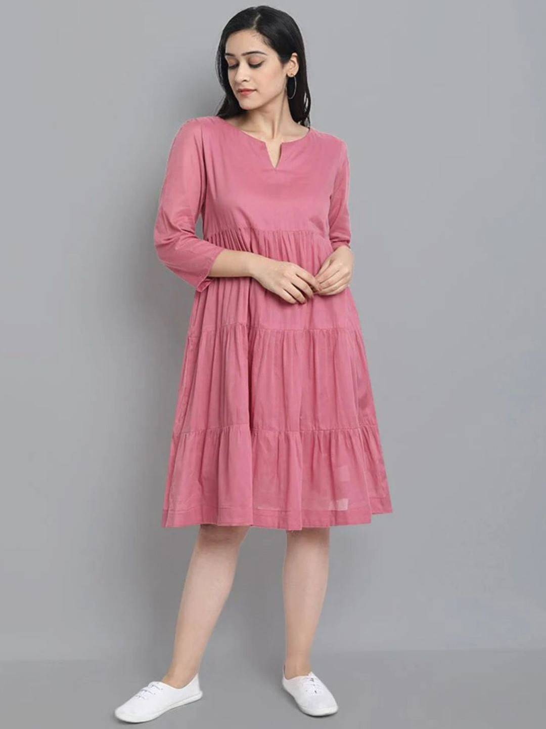 Mera Rang Keyhole Neck Empire Dress