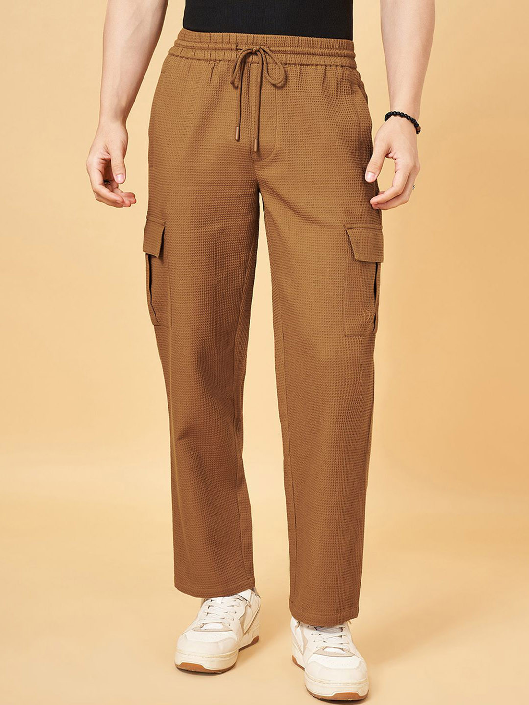 People Men Straight Fit  Textured Trousers