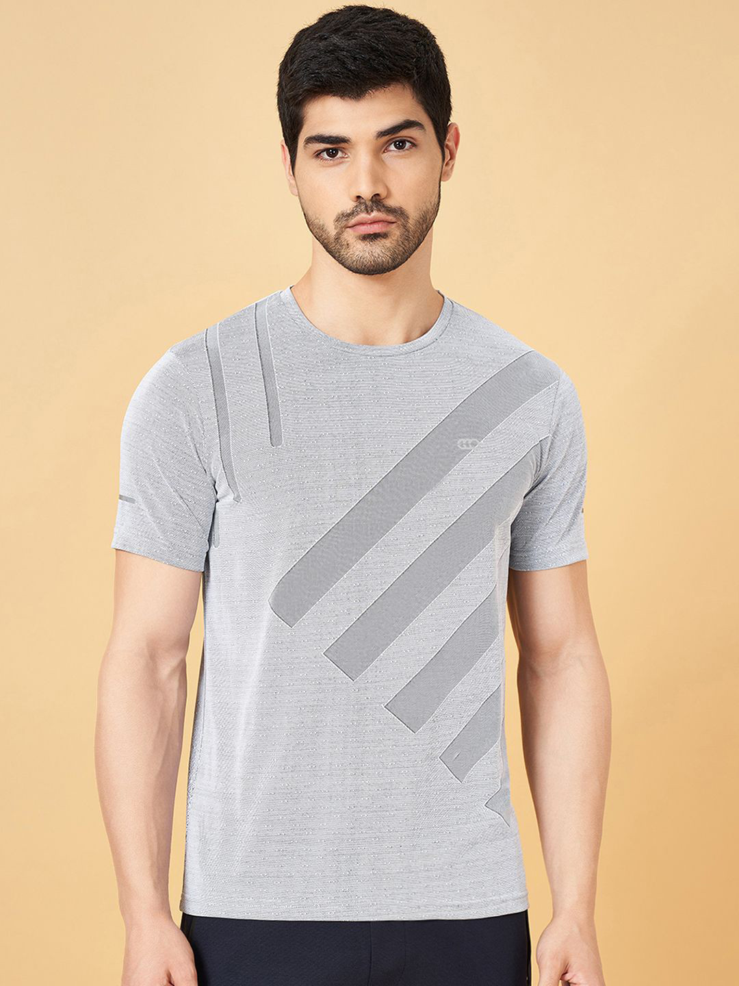 Ajile by Pantaloons Men Slim Fit T-shirt