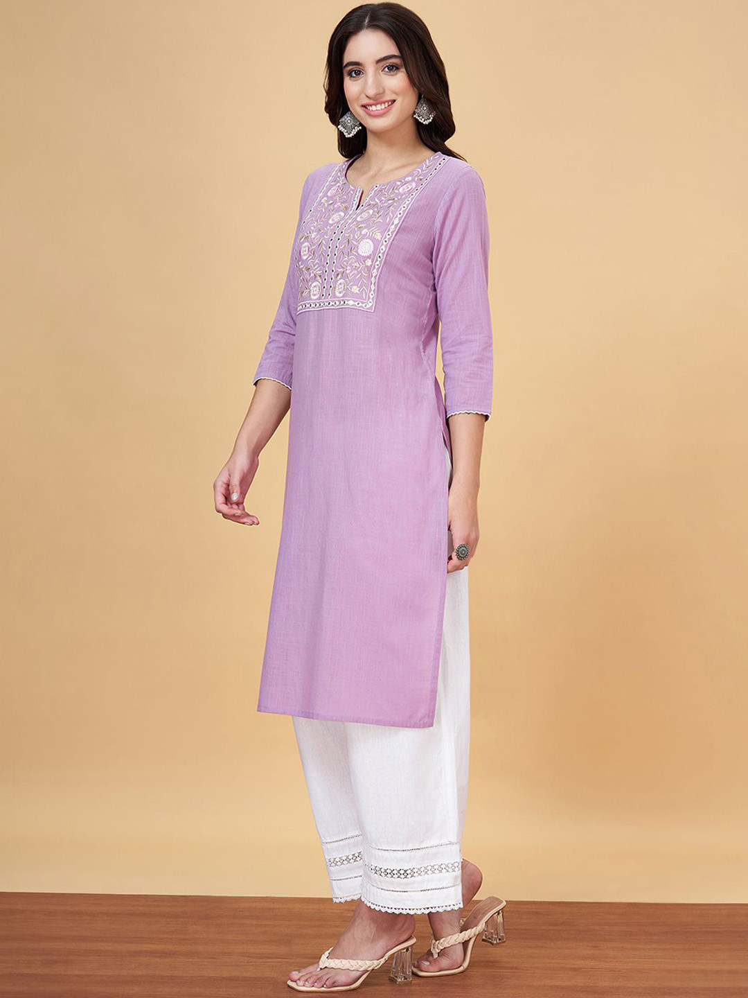 YU by Pantaloons Floral Yoke Design Notch Neck Thread Work Pure Cotton Straight Kurta