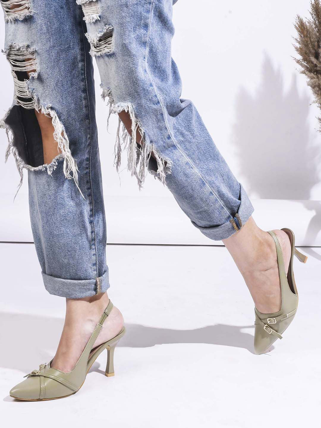JM Looks Women Pointed Toe Kitten Buckle Party Heels