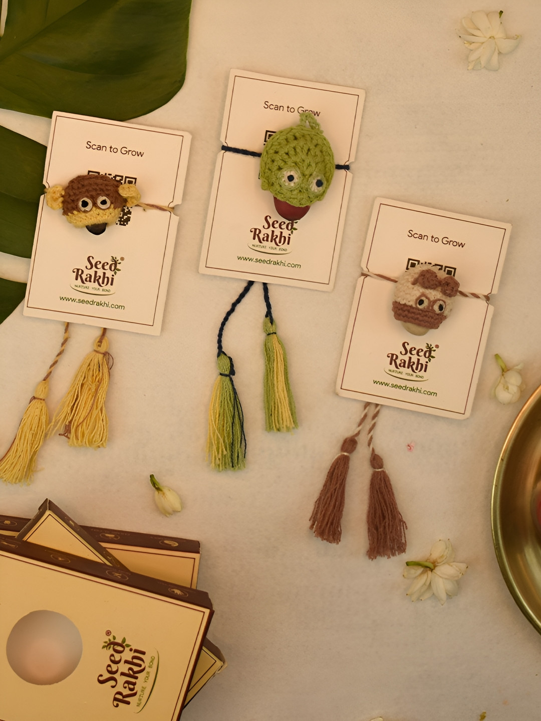 Indigifts Set Of 3 Threaded Rakhi For Brother