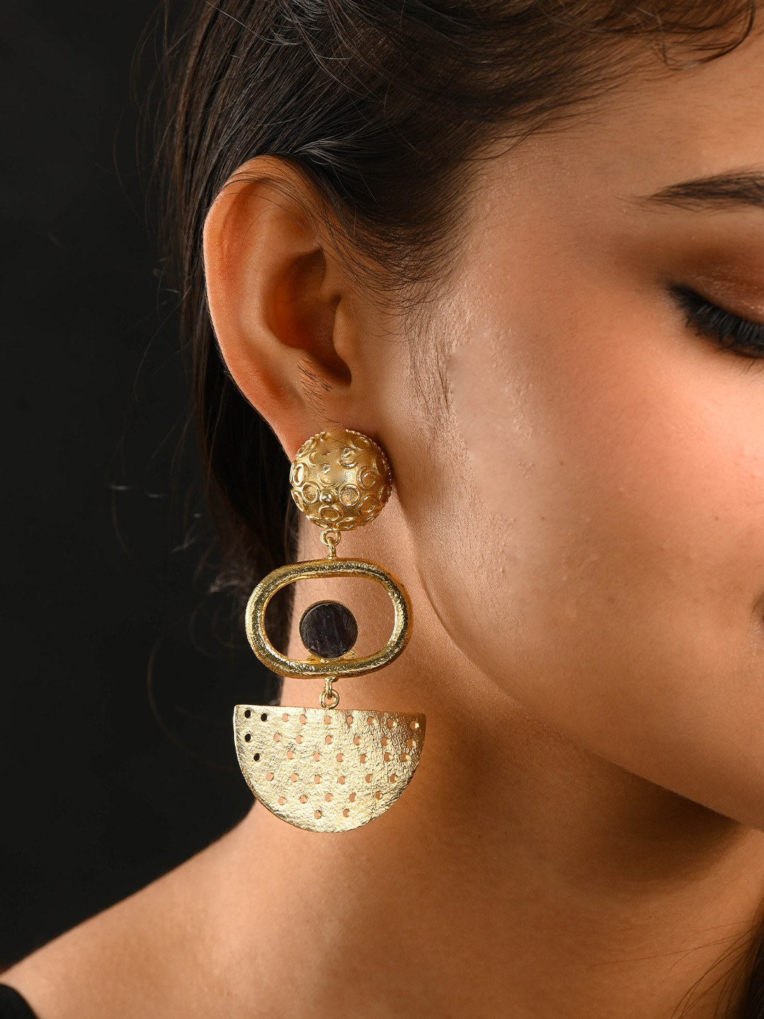 Totapari Gold Plated Fascinating Amethyst Danglers