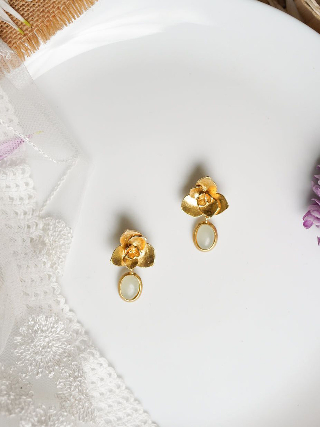 TOTAPARI Gold-plated Chalcedony Stone Earrings