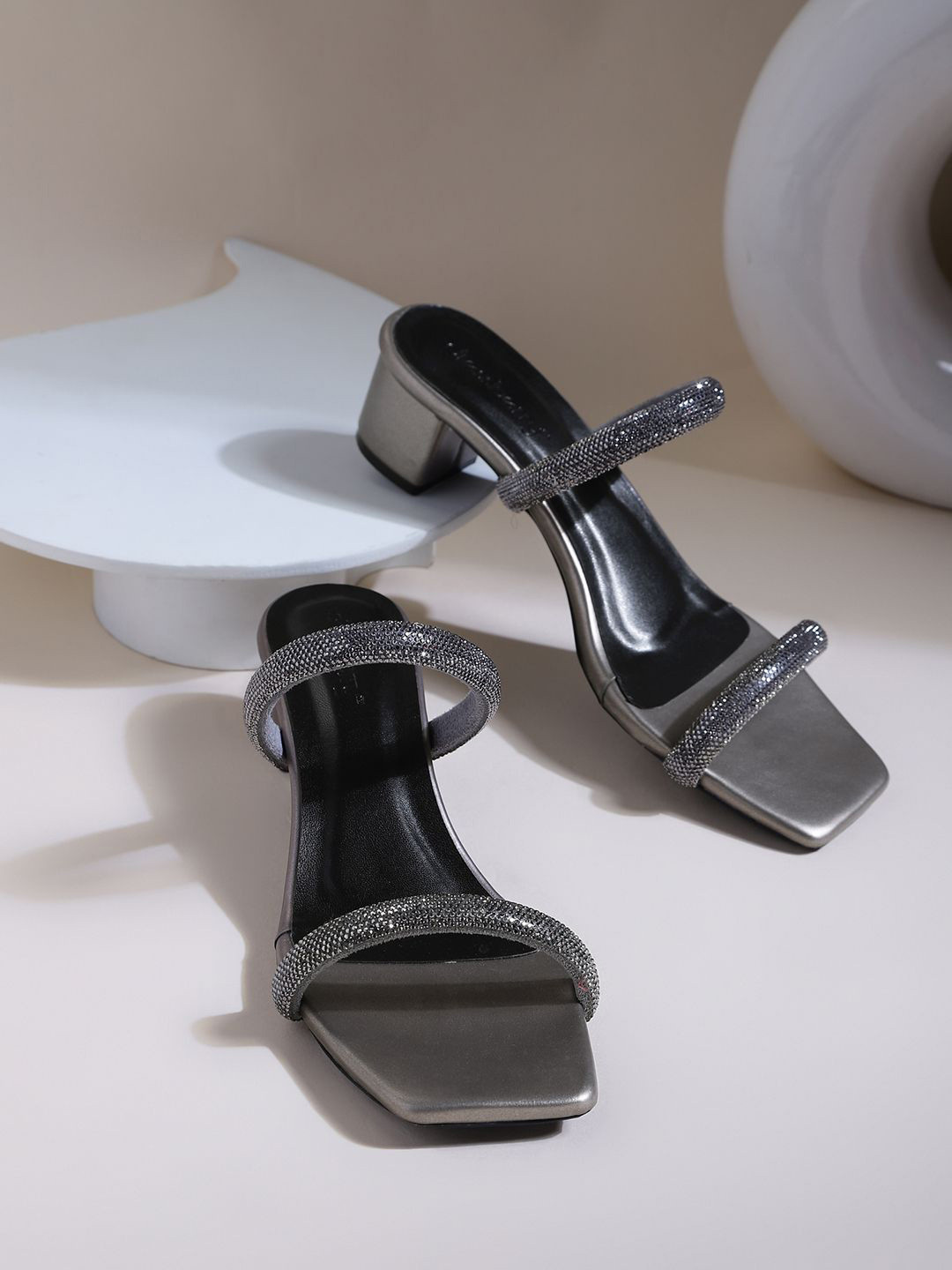 DressBerry Block Sandals Casual Heels