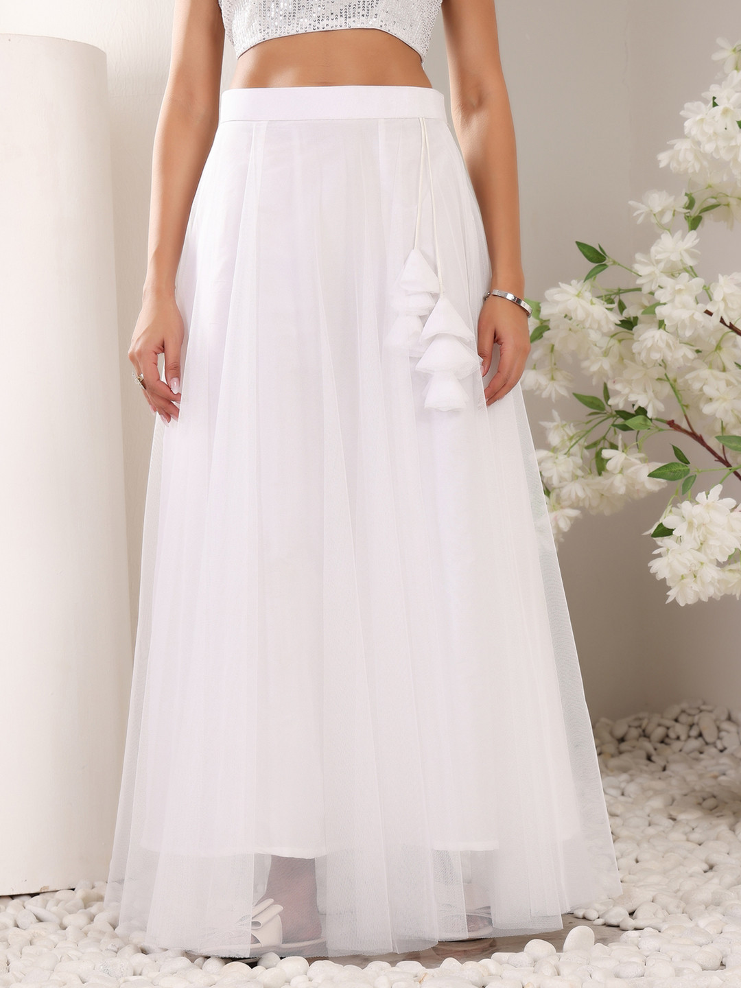Frolic Rolic White Solid Net Maxi Skirt
