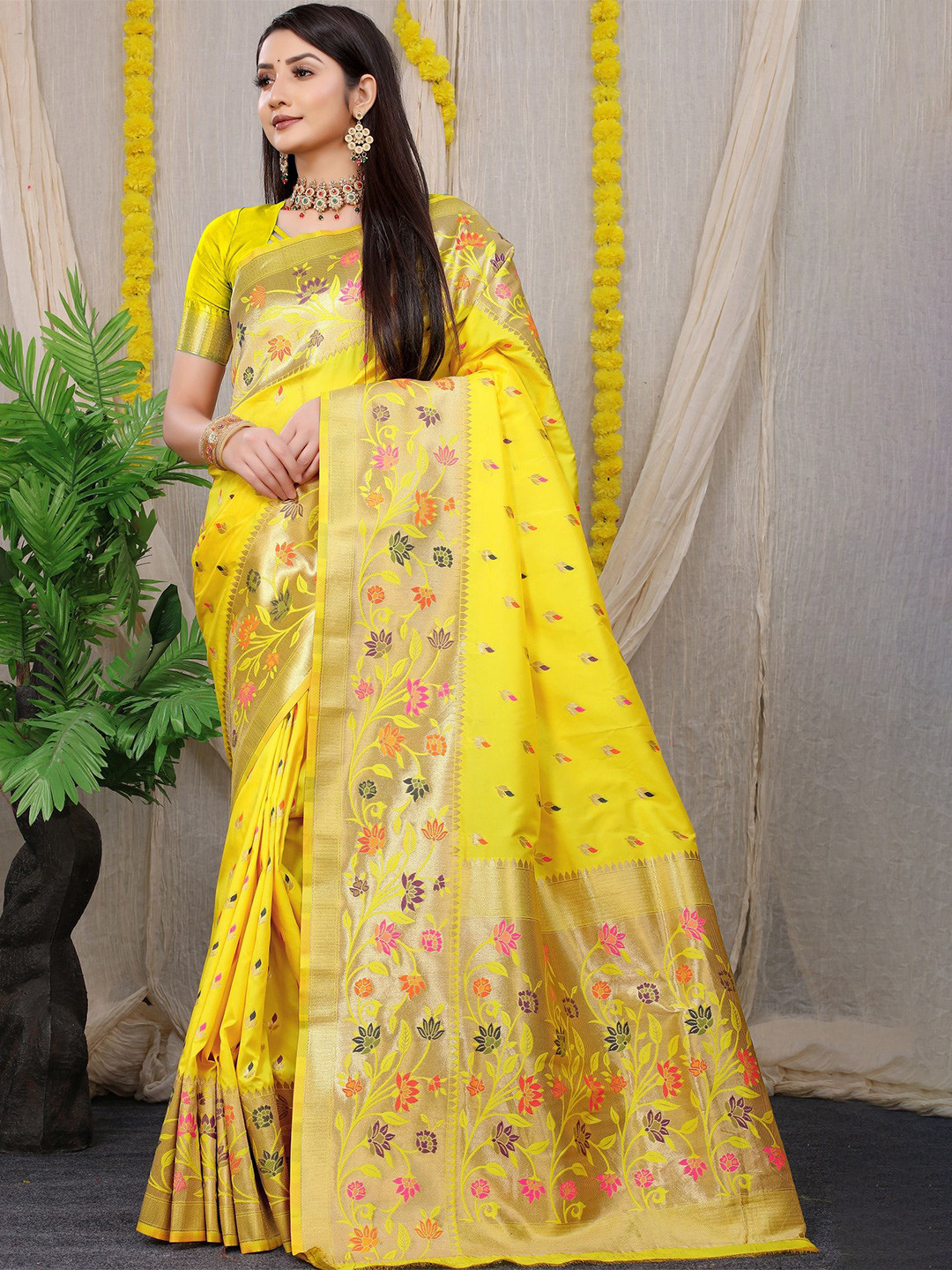 Royal Rajgharana Saree Woven Designed Zari Paithani Sarees