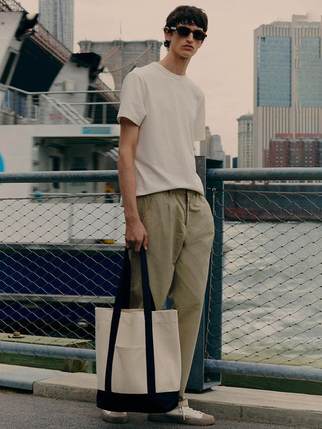 H&M Regular Fit Waffled T-Shirt