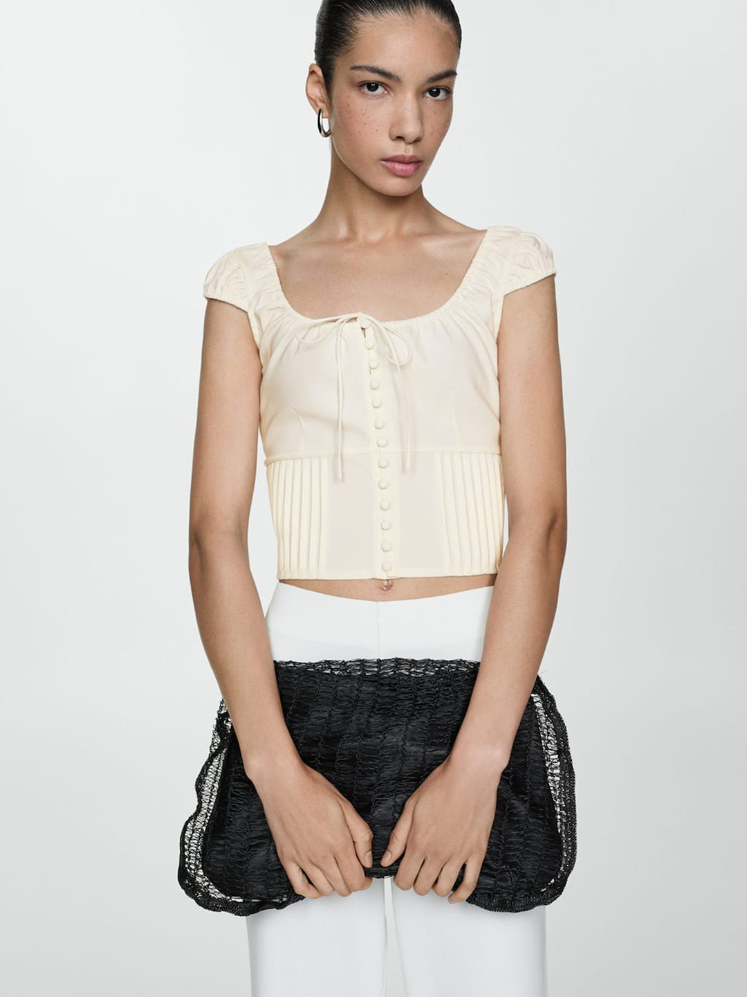MANGO Buttoned Crop Top
