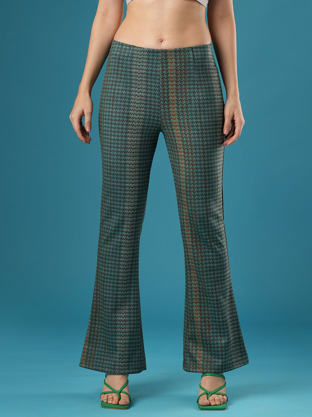 Globus Women Hazzy Print Mid Rise Stretchable Slim Fit Flared Teggings