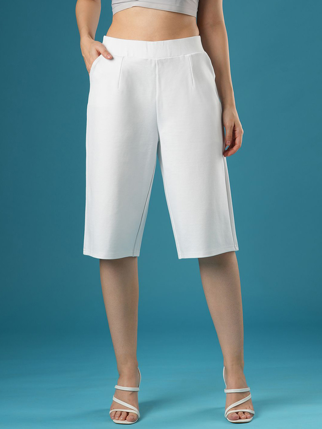 Globus Women Relaxed Fit High Rise Stretchable Flat Front Culottes