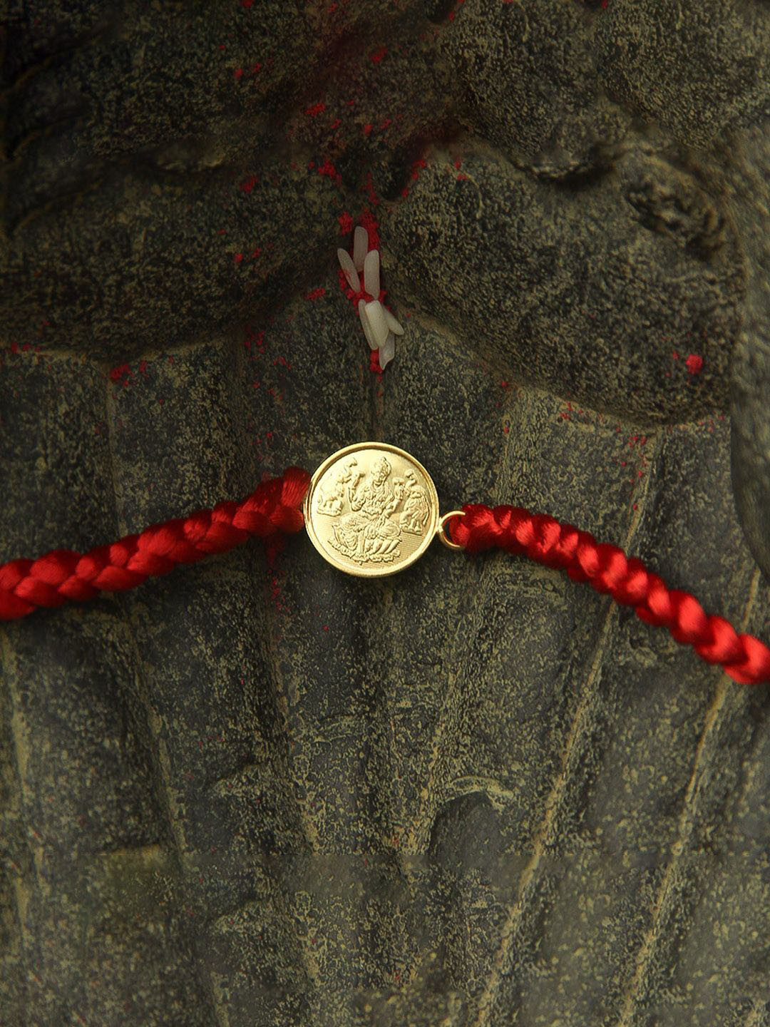 Unniyarcha 92.5 Pure Silver Kuber Thread Rakhi