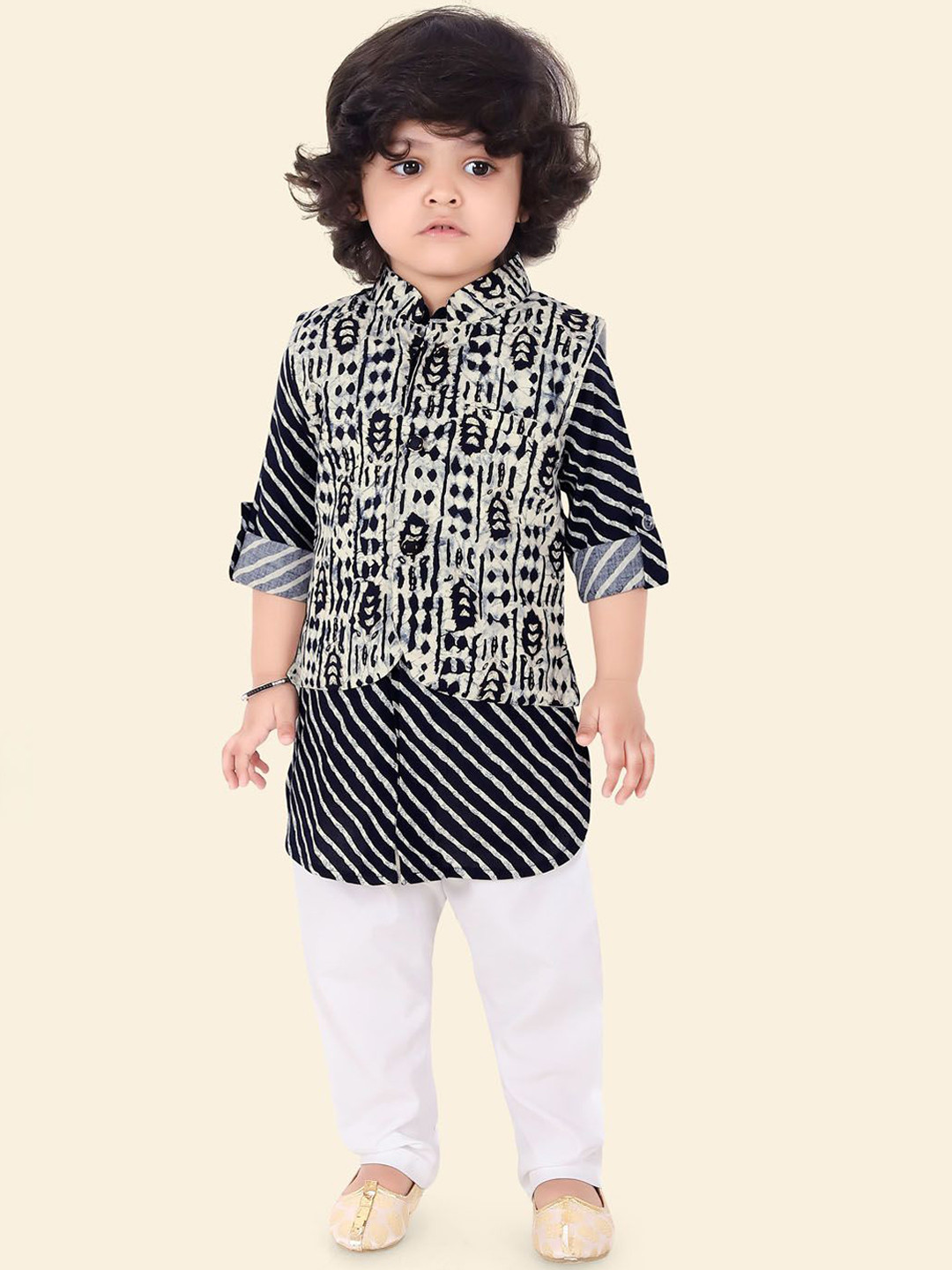 Ethniks Neu-Ron Boys Striped Cotton Silk Kurta with Pyjamas & Nehru Jacket