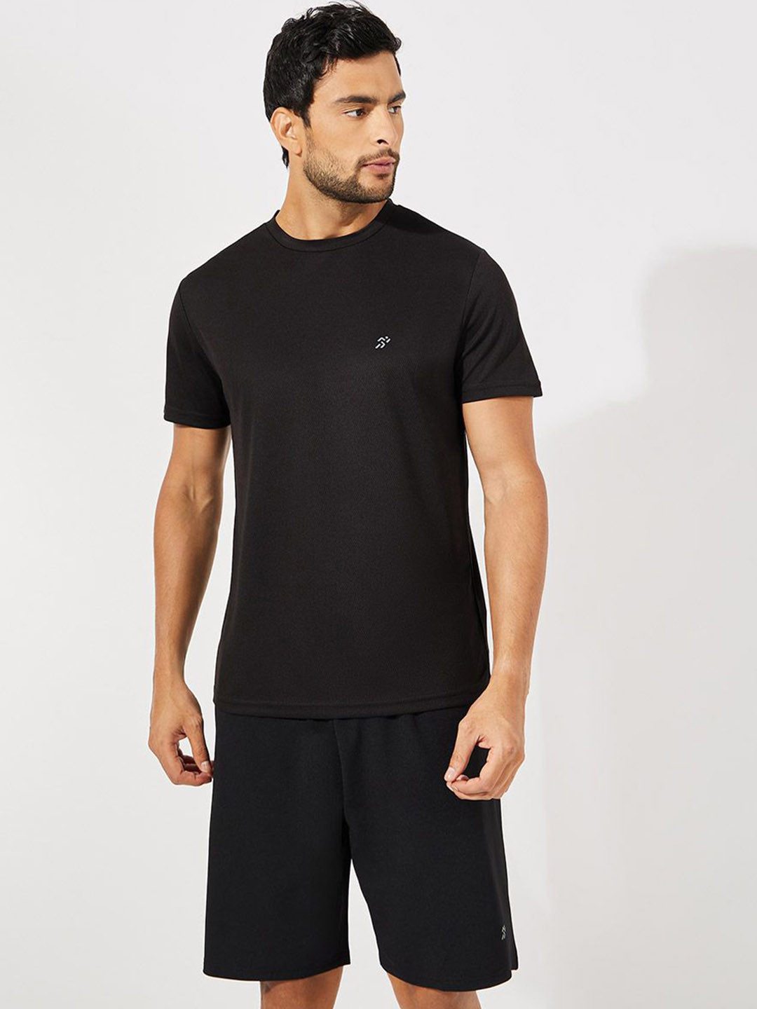 Styli Men Black 2 Pack Texture Tee and Regular Shorts Sports Fitness Suit