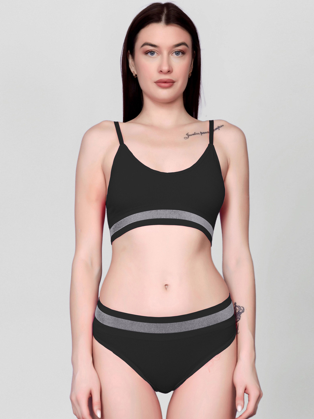 Gopalvilla Women Lightly-Padded Lingerie Set
