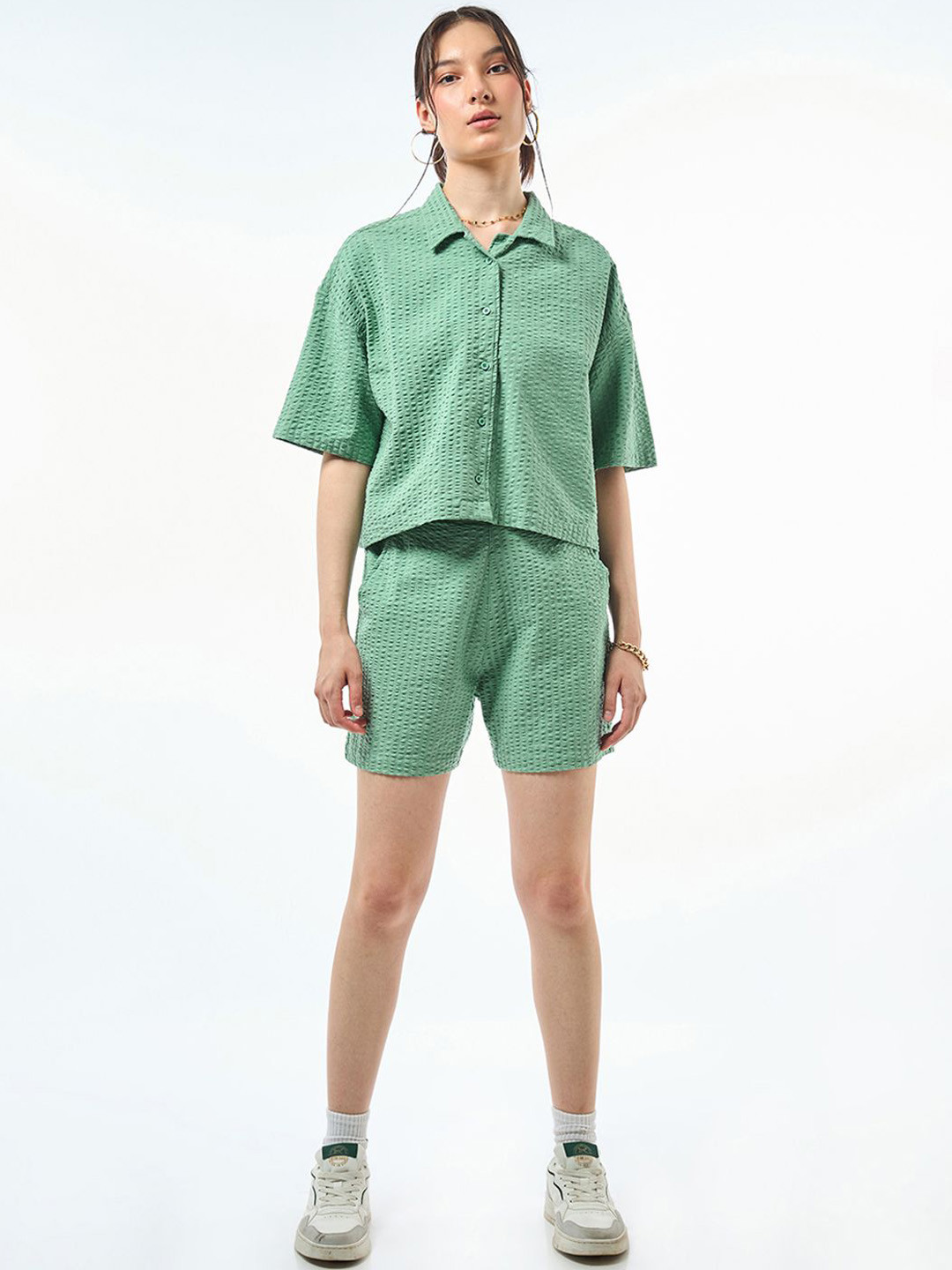 Bewakoof Women Solid Pure Cotton Oversized Shirt With Shorts