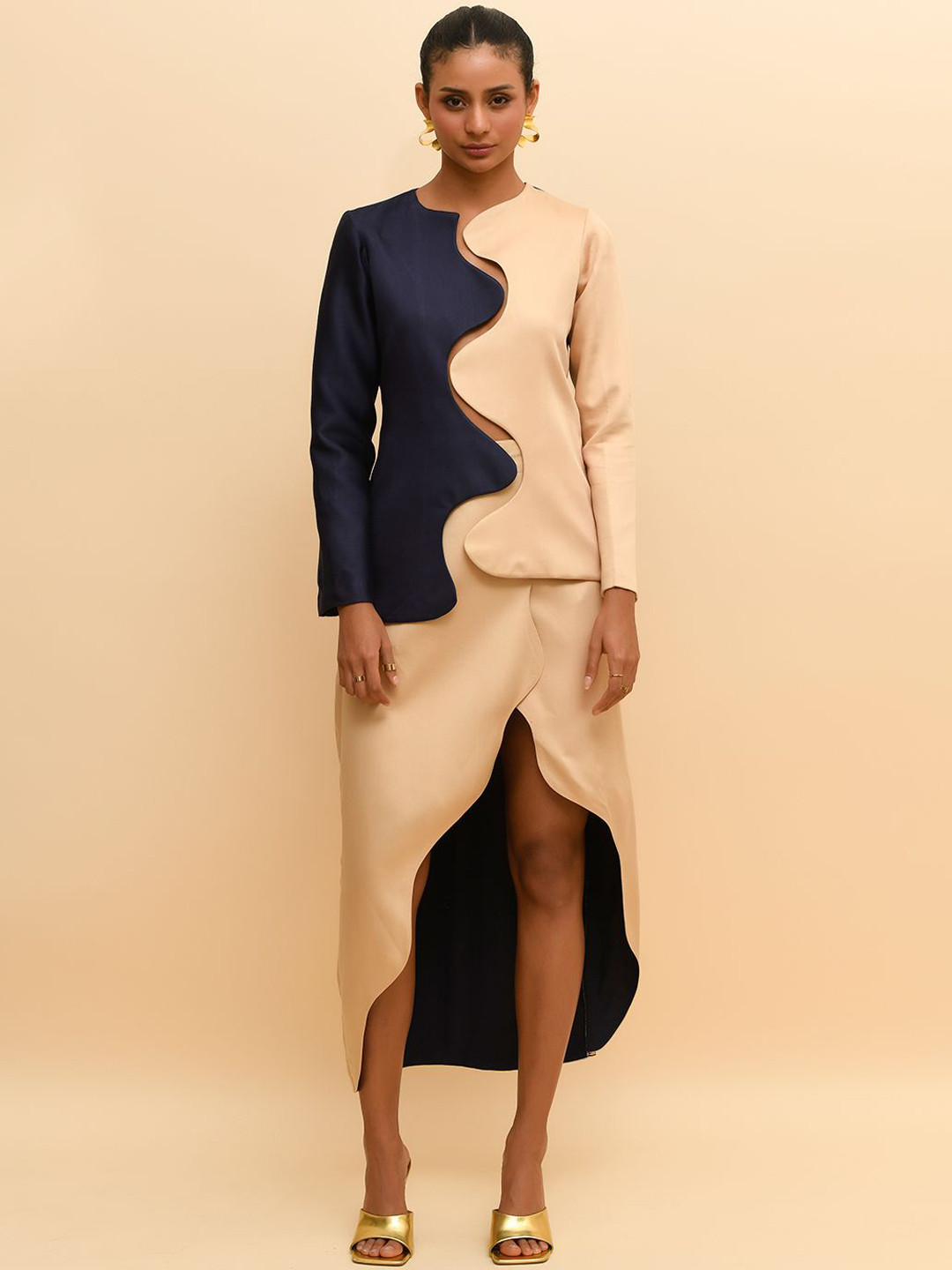 R.Y by Rishi and Vibhuti Colorblocked Wave Casual Blazer