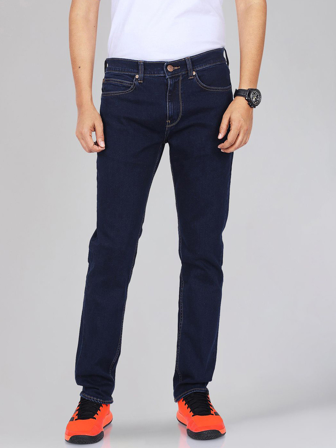 Lee Men Rodeo Straight Fit Mid Rise Stretchable Jeans