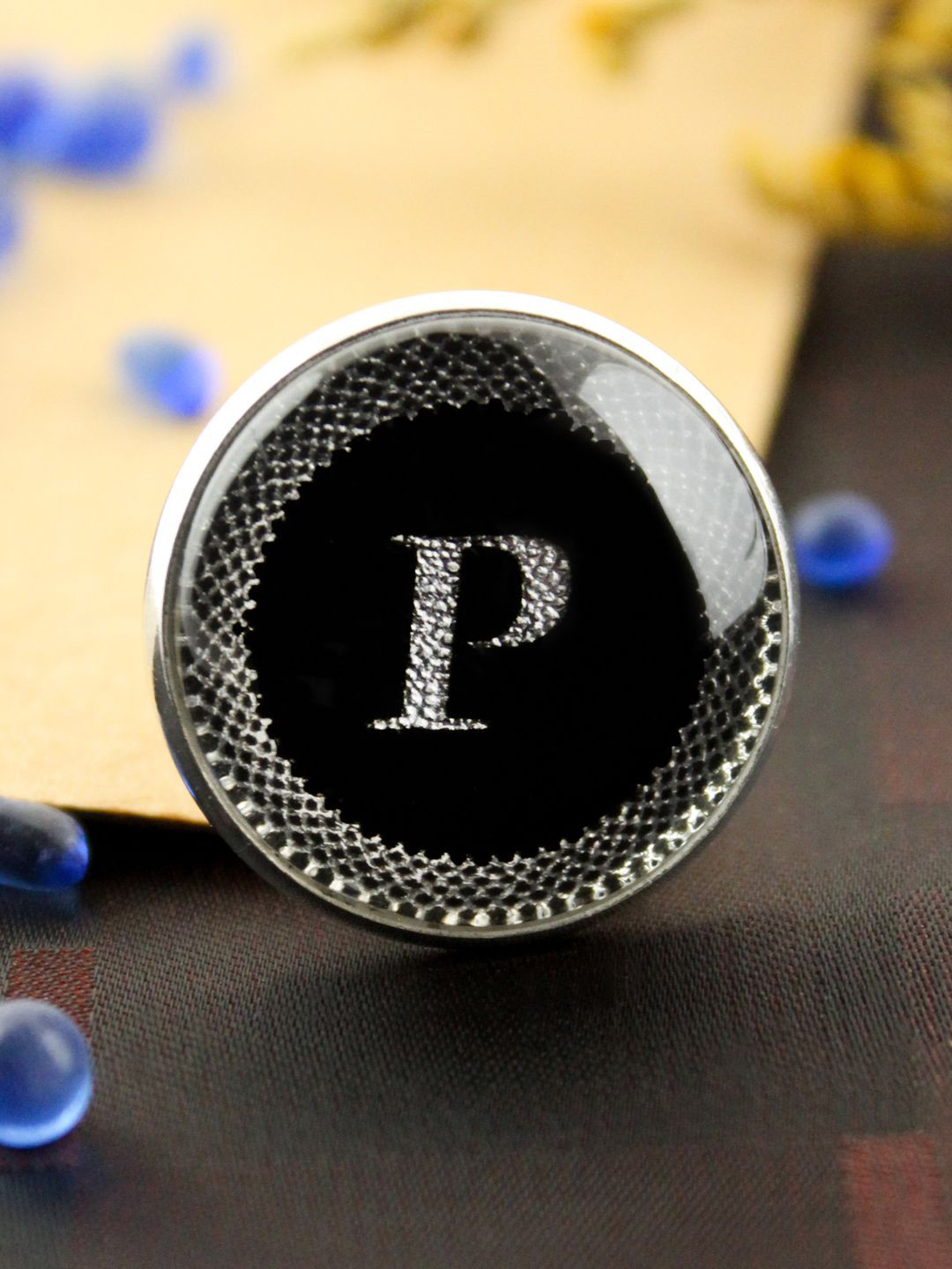 Kavove Men Alphabet P Lapel Pin Brooch