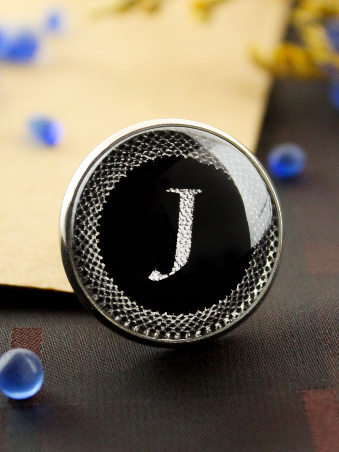 Kavove Men Alphabet J Lapel Pin Brooch
