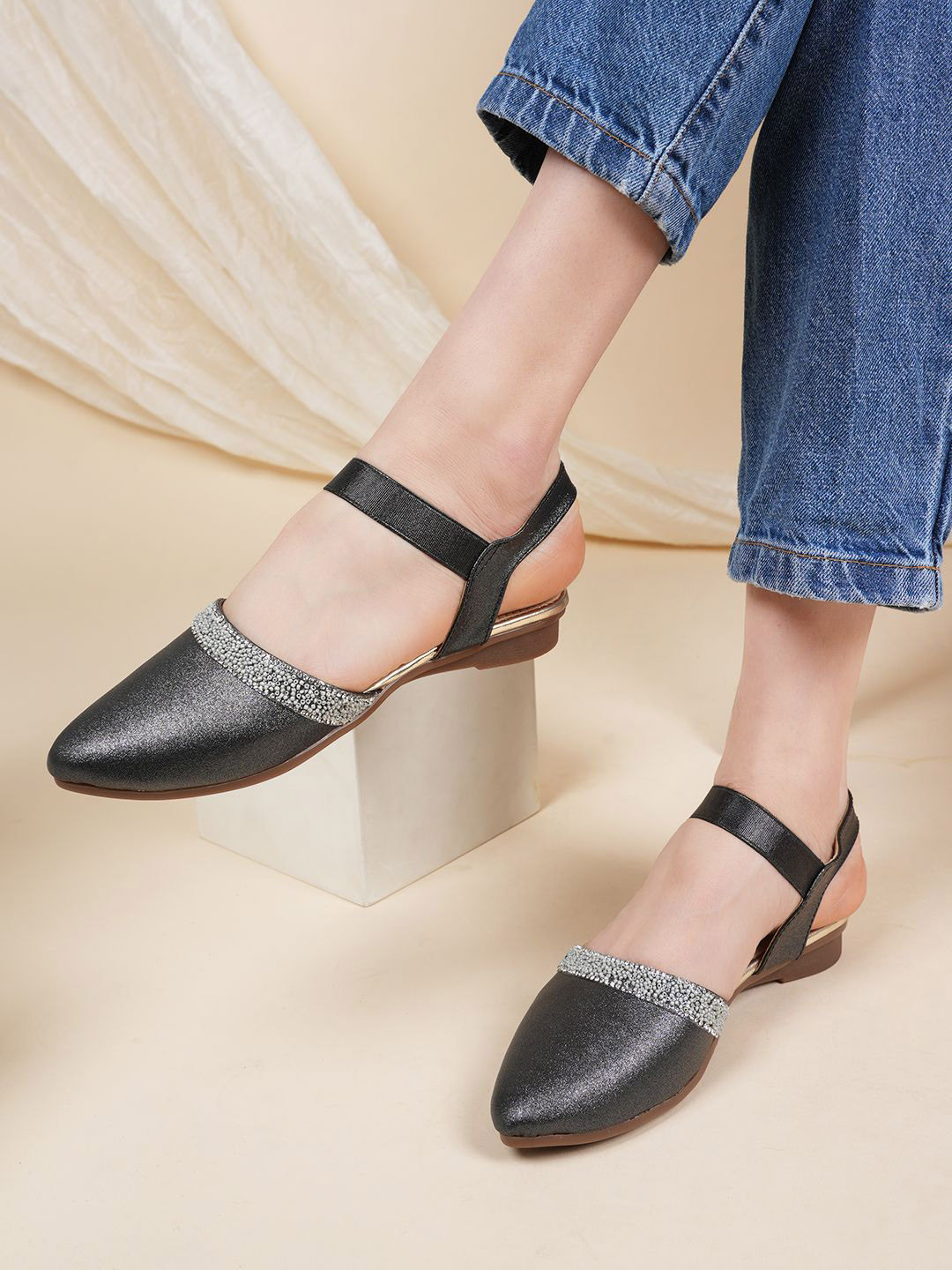 Luxyfeel Women Party Mules Flats