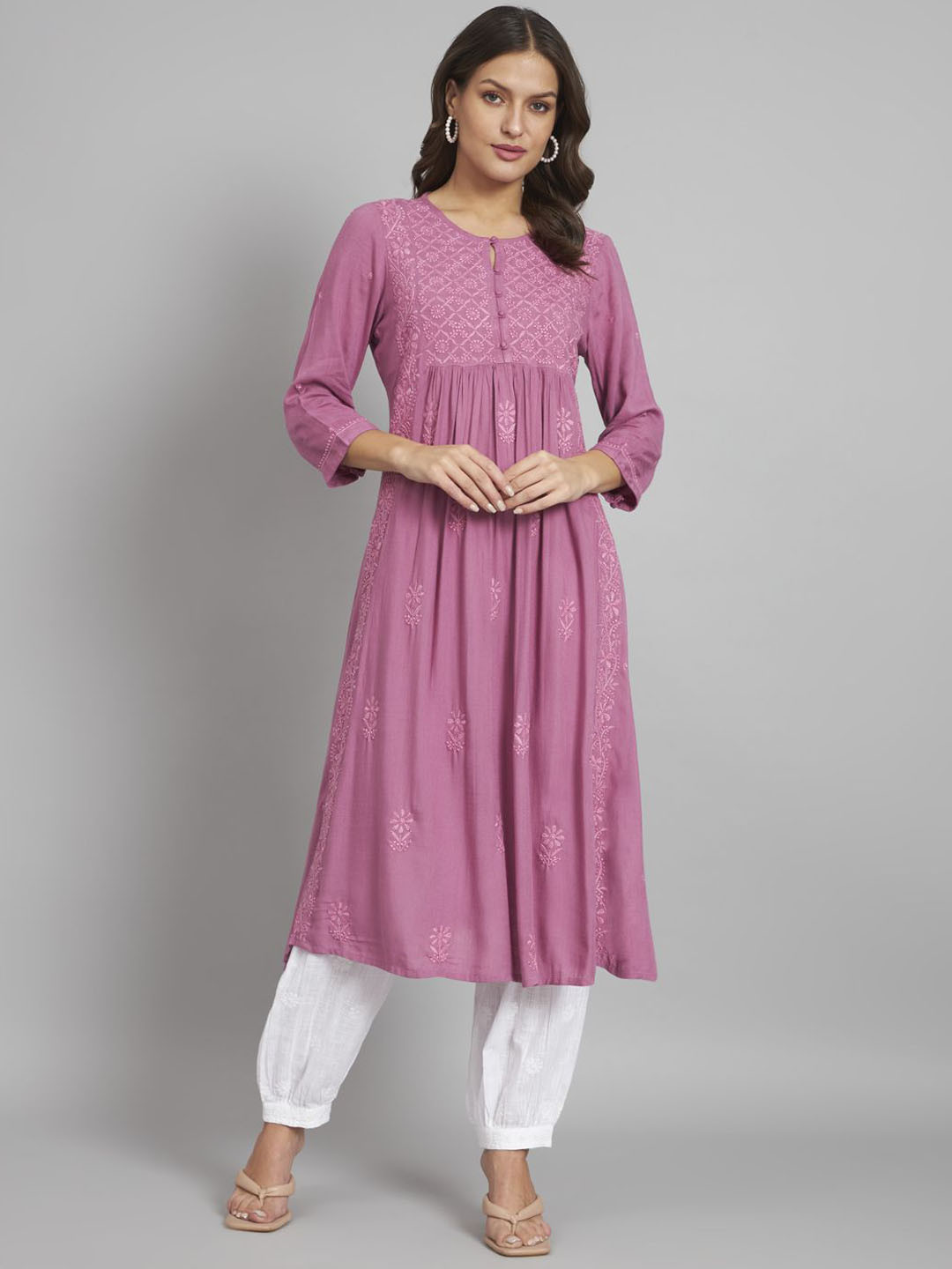 akheri Floral Embroidered Round Neck Pleated Anarkali Kurta