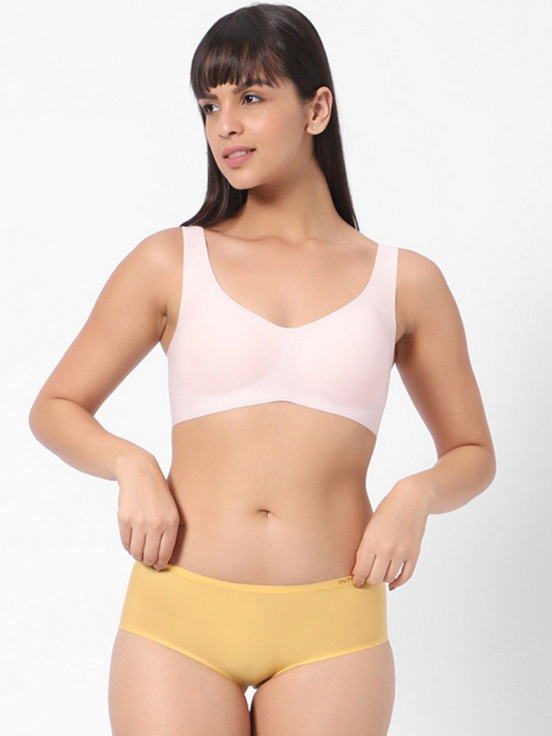 INTIMATE QUEEN Lightly Padded Ultra Soft Moisturizing Seamless Lingerie Set