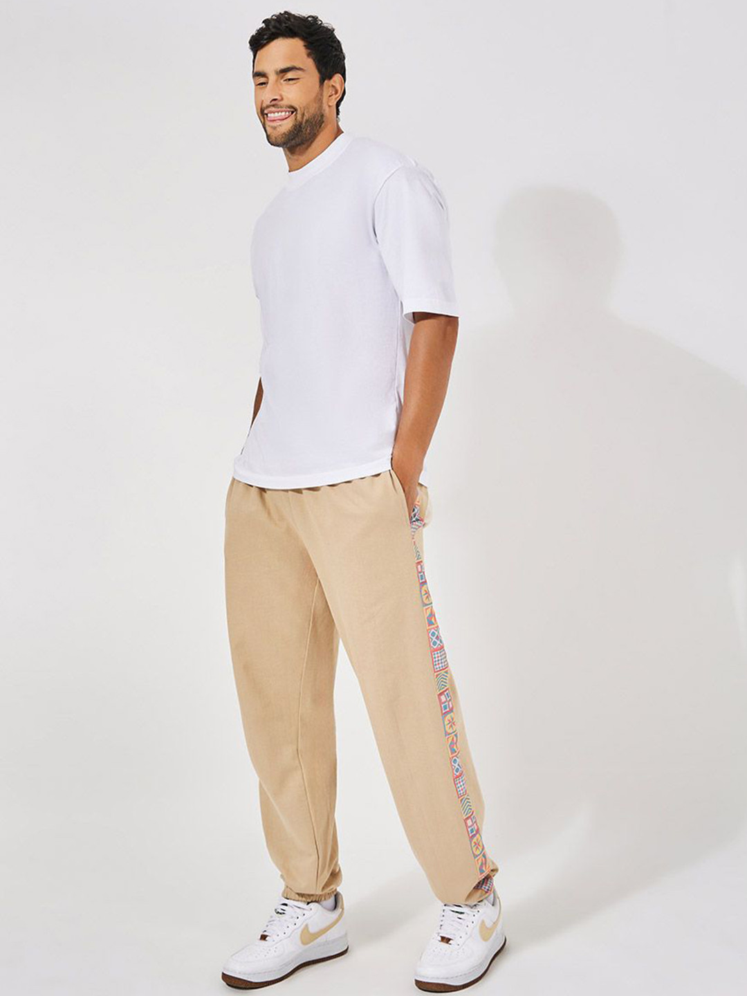 Styli Men Side Motif Print Relaxed Fit Joggers