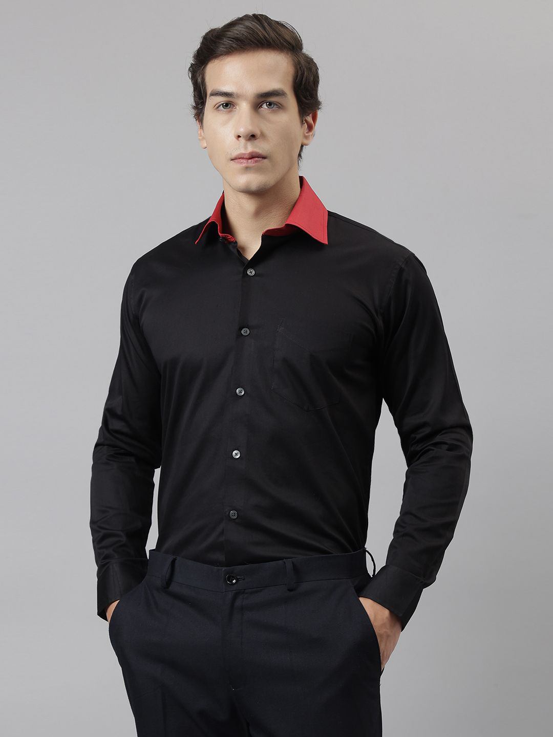 Hancock Men Solid Cotton Slim Fit Opaque Contrasting Collar Formal Shirt