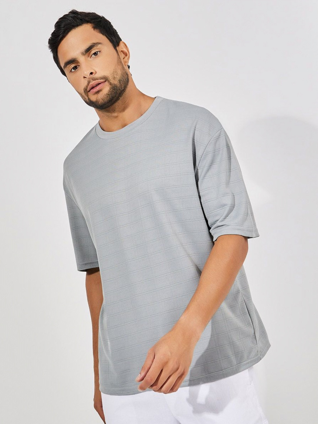 Styli Men Checkered Pique Textured Stretch Oversized T Shirt