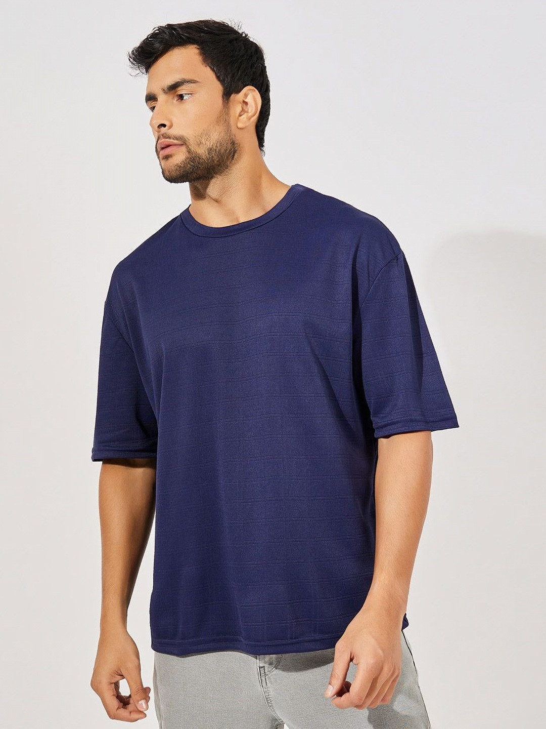 Styli Men Checkered Pique Texture Stretch Oversized T Shirt