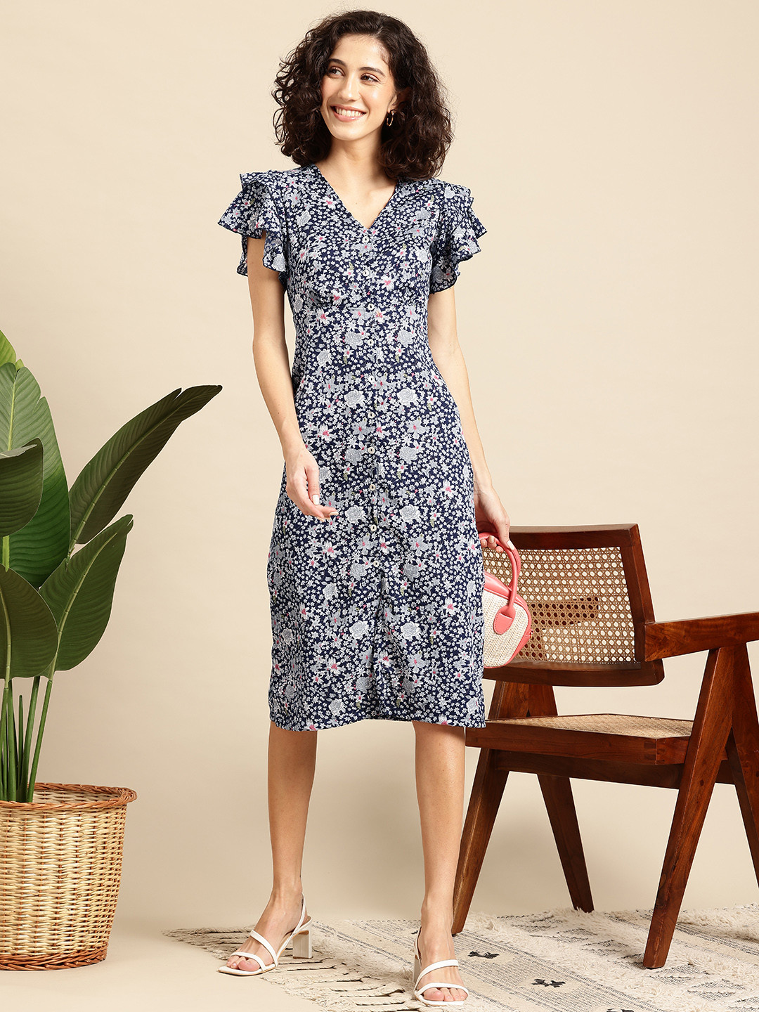 Mast & Harbour Floral Print Cut-Out Back A-Line Midi Dress