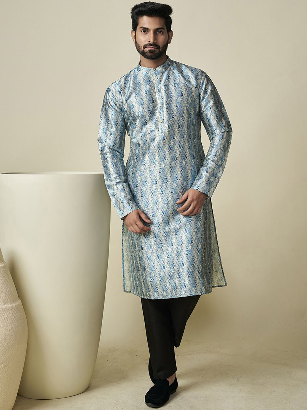 Mens Ethnic Motifs Digital Printed And Sequinned Kurta Set