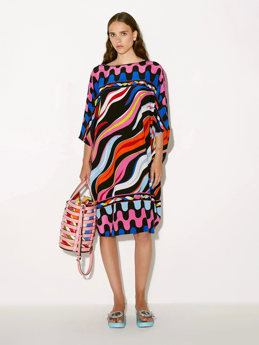 Navvi Women Printed Boat Neck Crepe Knee Length Kaftan Dress