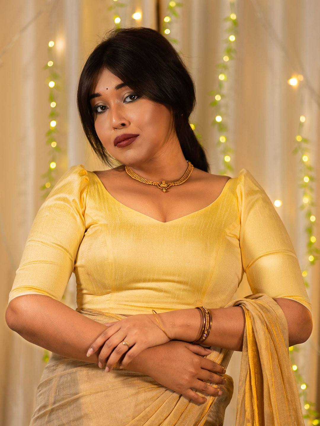 I LOVE SAREES V-Neck Traditional Saree Blouse