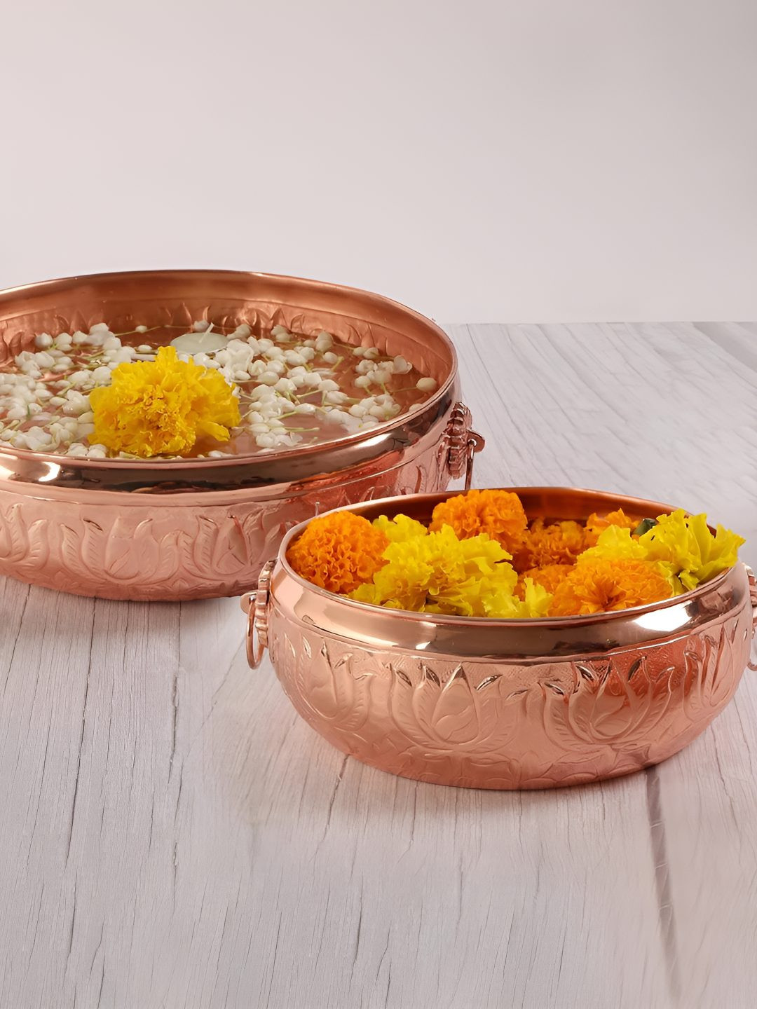 THE HOME CO. Copper Toned 2 Pieces Textured Brass Decorative Bowls