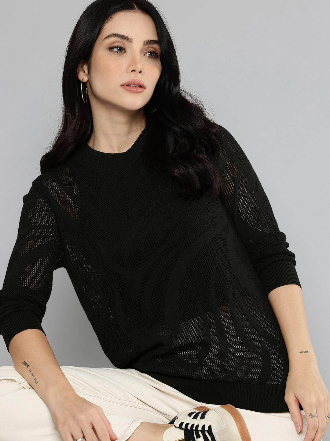 Levis Women's Self Design Black Crew Neck Sweater