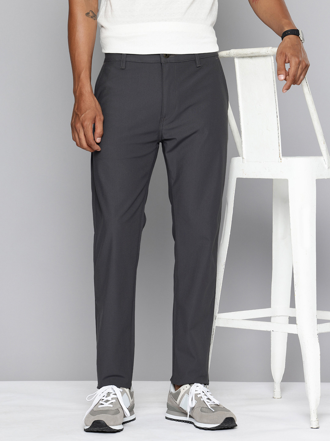 Levis Men Strauss Standard Tapered Fit Chinos Trousers