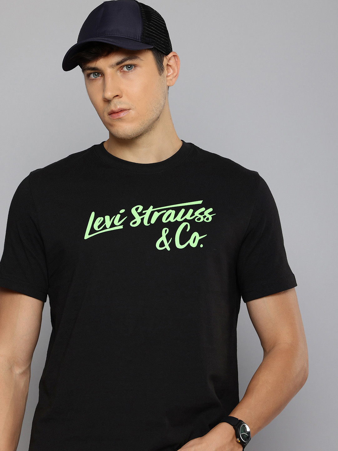 Levis Typography Printed Drop-Shoulder Sleeves Pure Cotton Oversized T-shirt