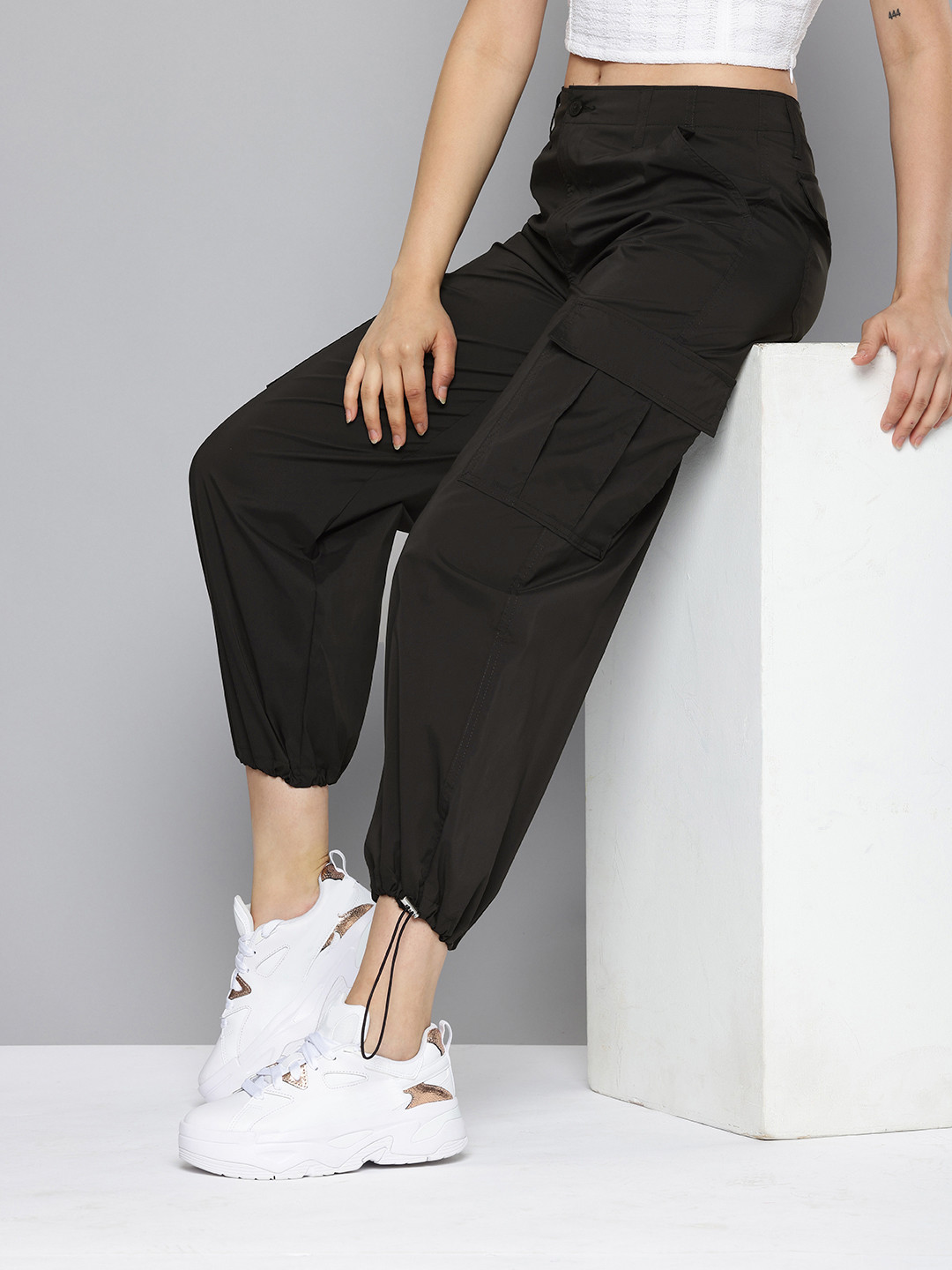 Levis Women Baggy Fit Cargo Trousers