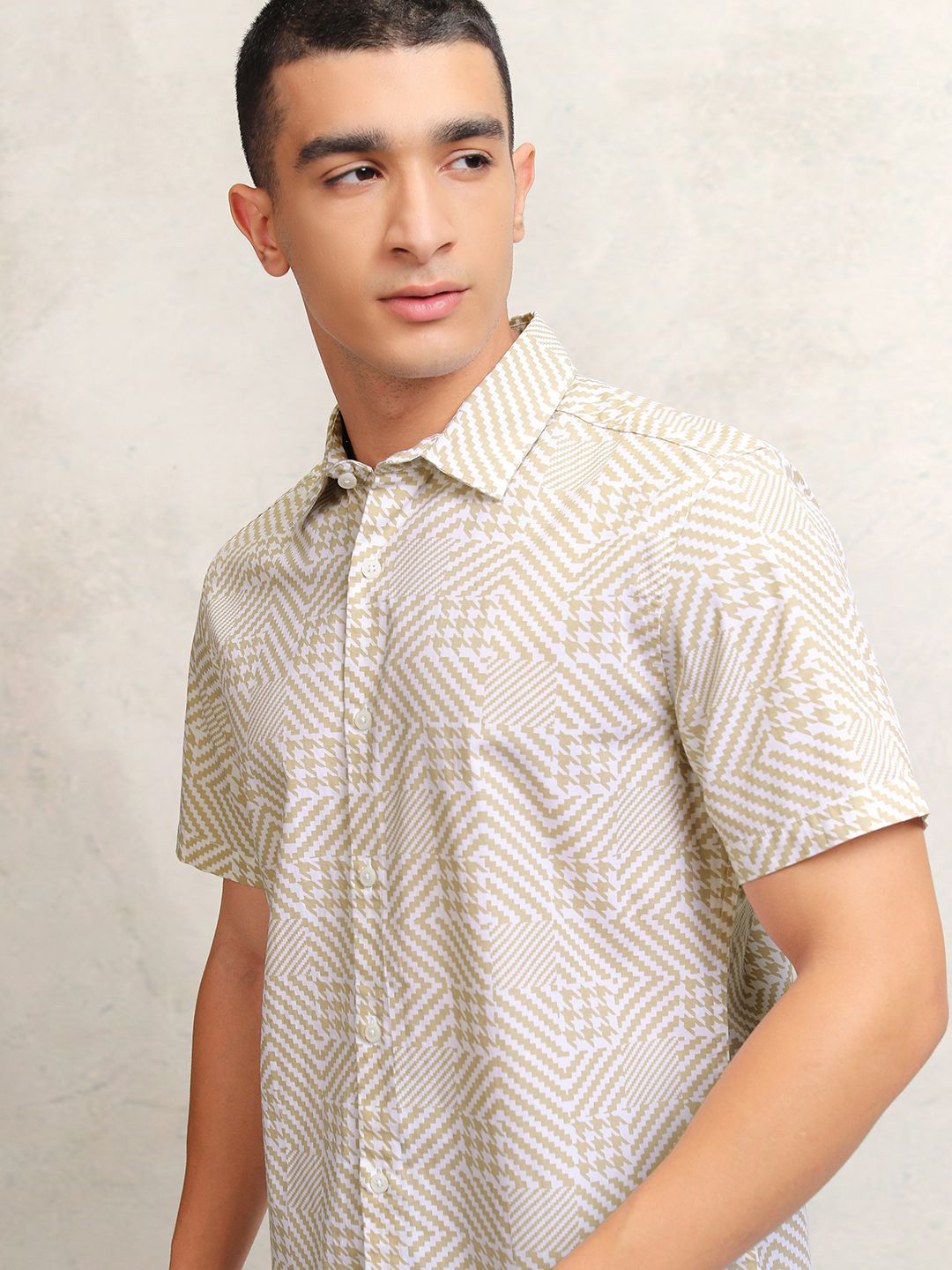 HIGHLANDER Men Aztec Printed Oversized Shirt