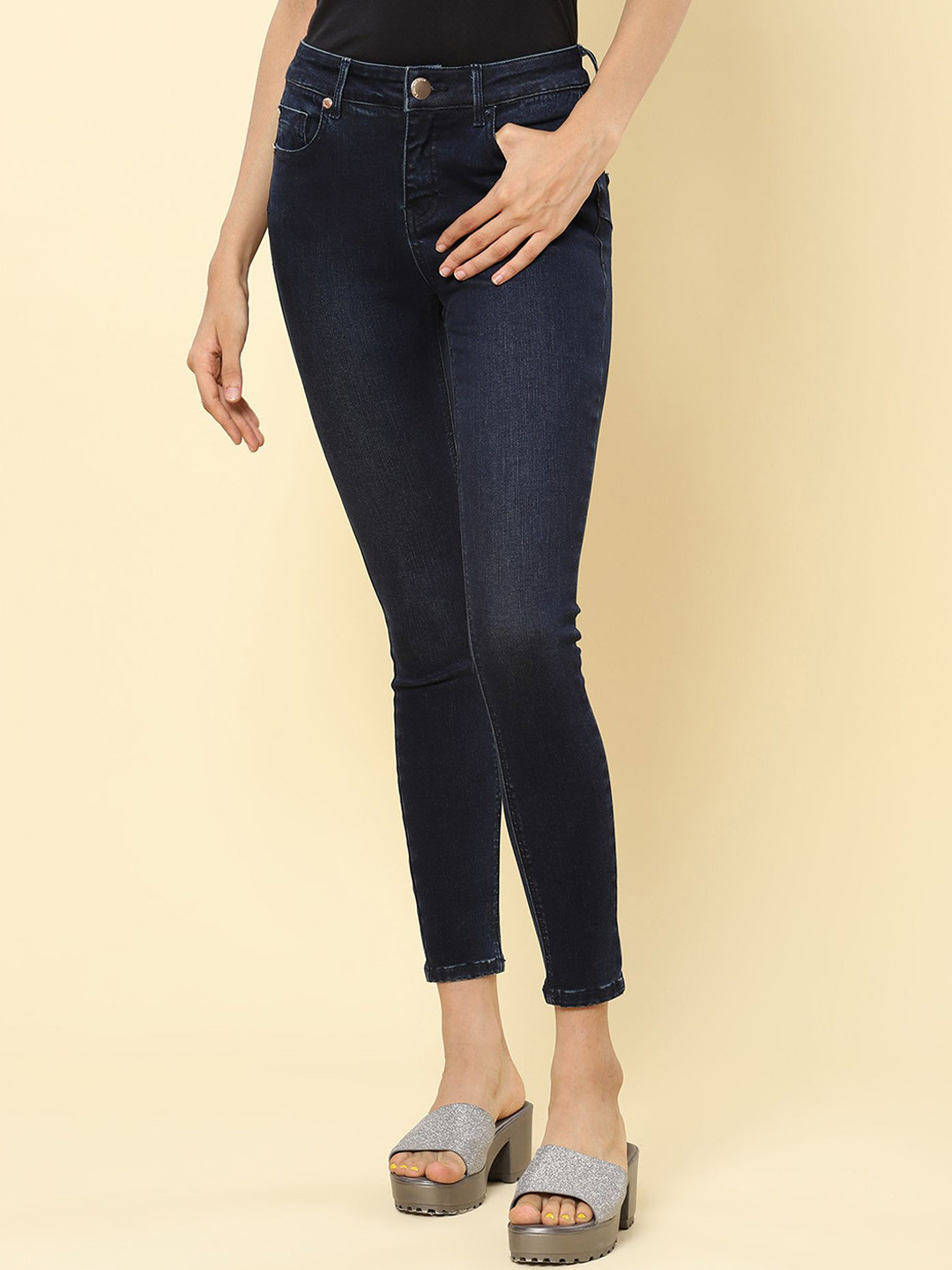 Label Ritu Kumar Women Slim Fit Light Fade Jeans