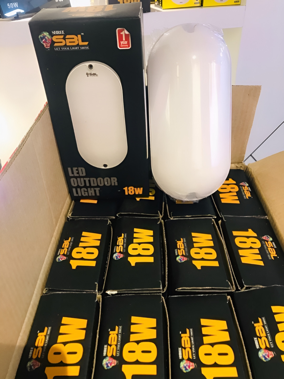 SPARK WORLD White 18 Watt Led Outdoor Lamps