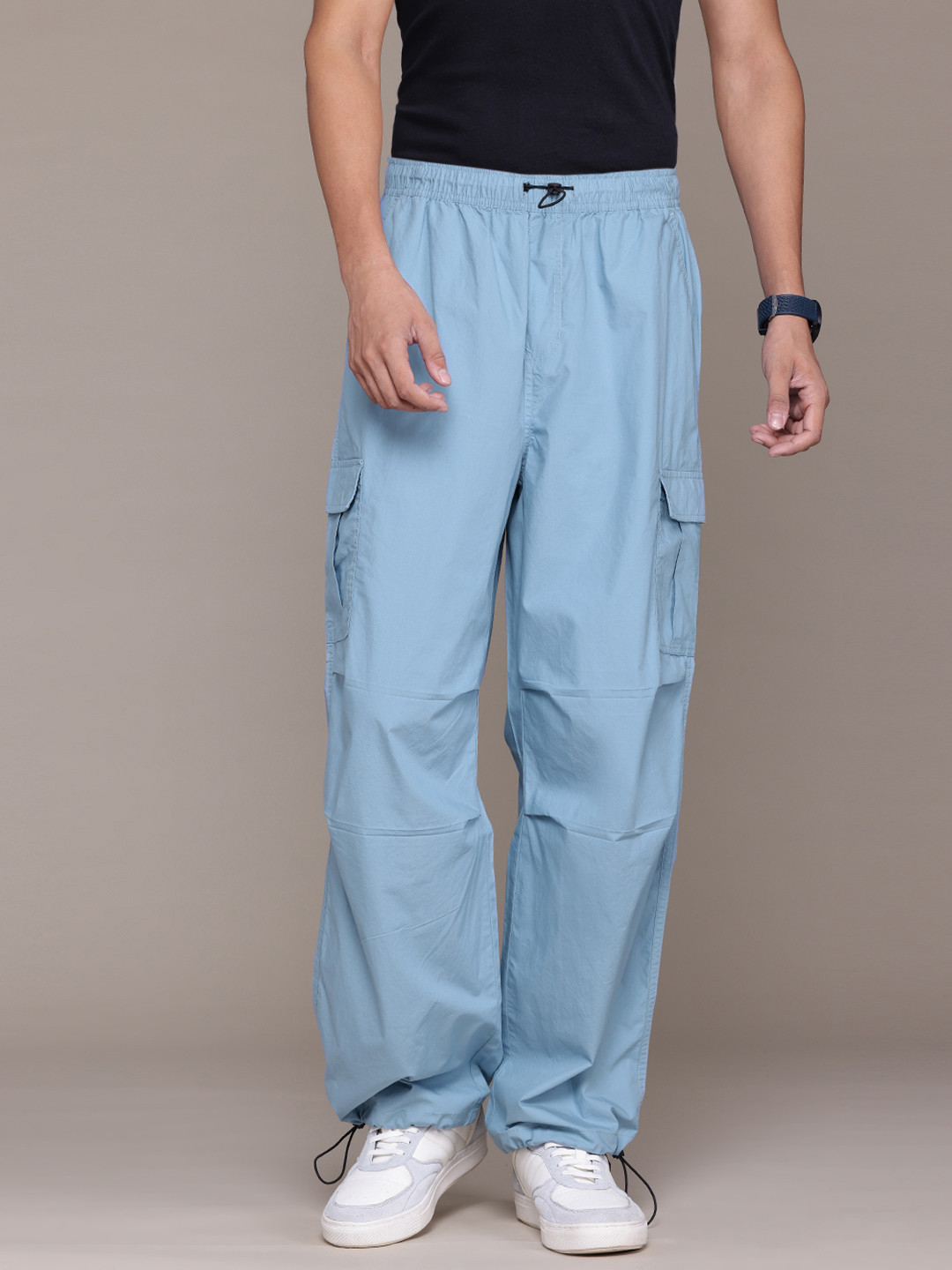 Roadster The Lifestyle Co. Men Pure Cotton Parachute Fit Pleated Cargos Loose Fit Trousers