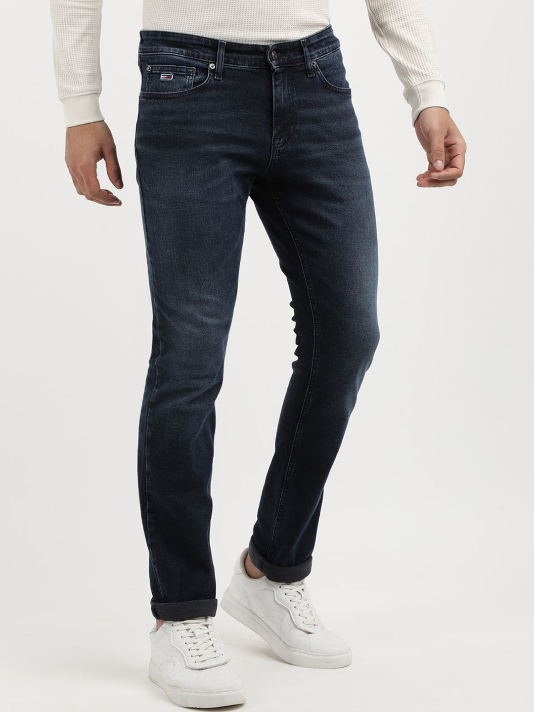 Tommy Hilfiger Men Clean Look Slim Fit Mid-Rise Jeans