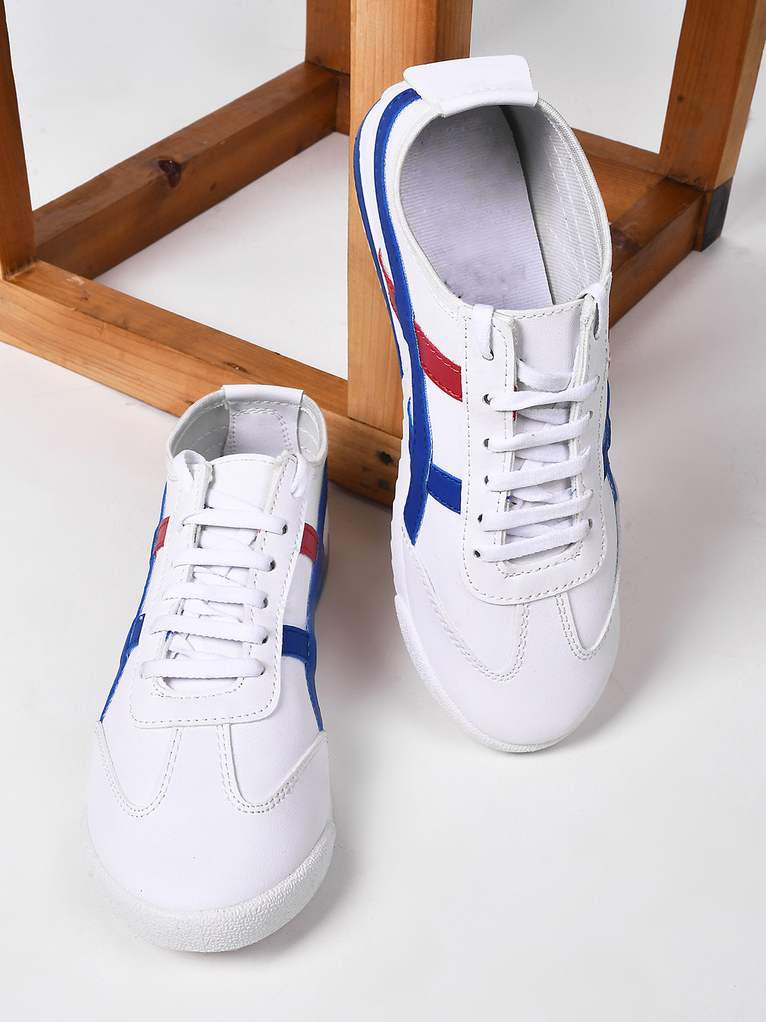 Try Me Men Colourblocked Casual Sneakers