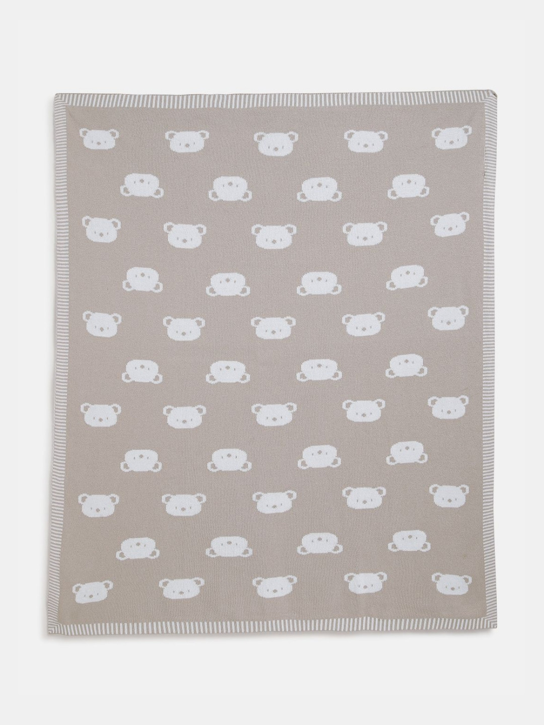 Chicco Beige & White Cartoon Characters Fleece Mild Winter 400 GSM Single Bed Pram