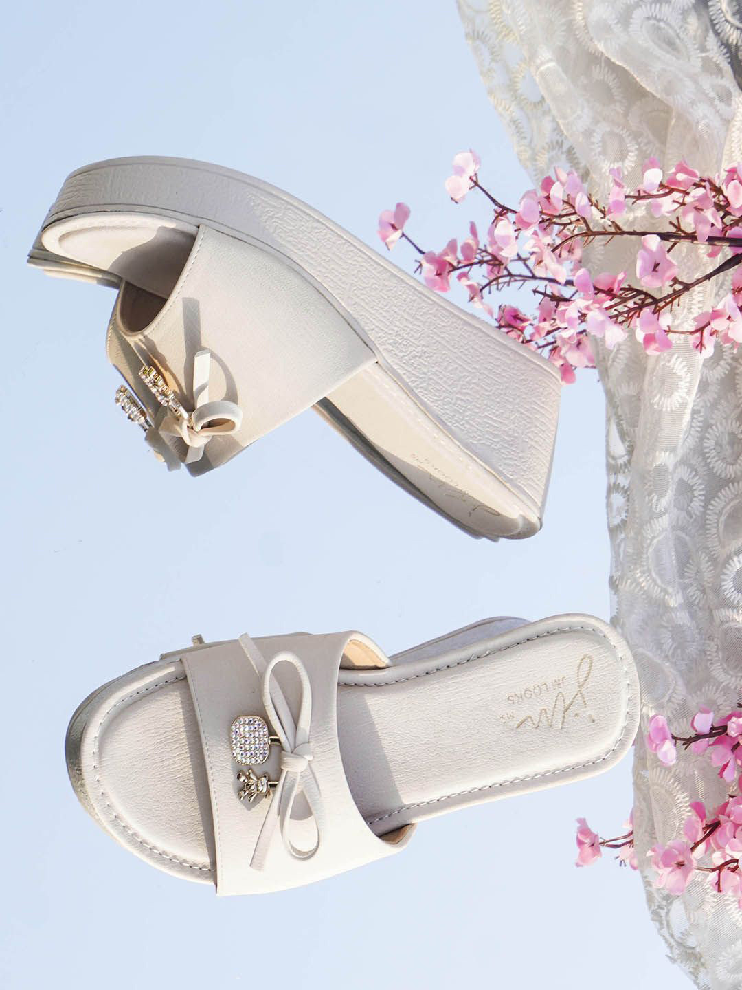 JM Looks Women Wedge Heel Sandals With Bows